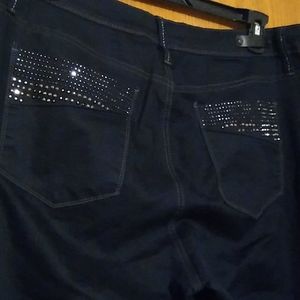 Royalty 18W Skinny leg dark wash jeans with lots of stretch.